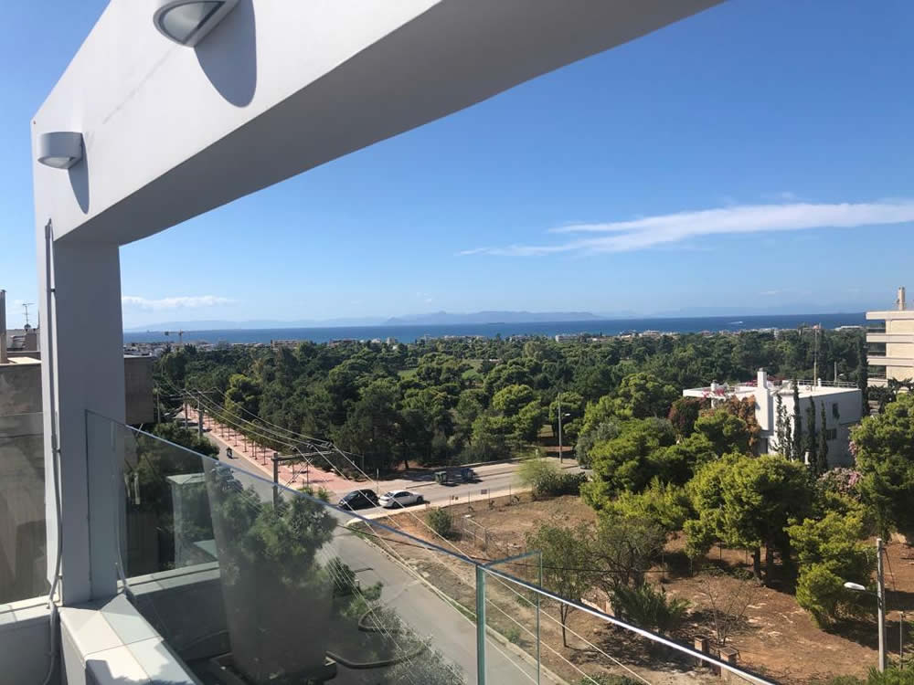 GLYFADA GOLF MAISONETTE